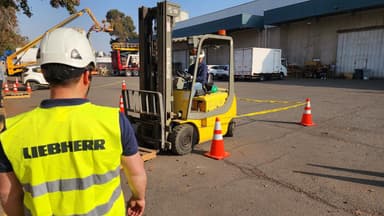 CURSO CONDUCCIÓN Y MANTENCION DE GRÚA HORQUILLA